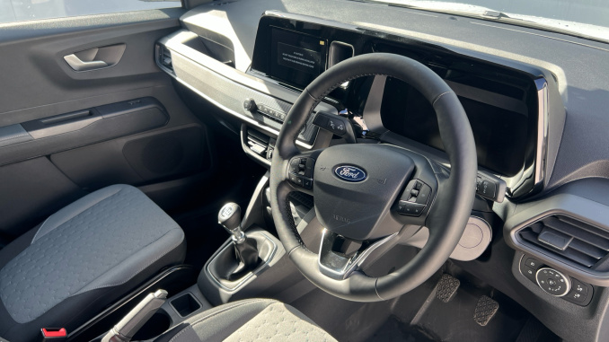Ford Transit Courier Diesel 1.5 EcoBlue Limited Van - Image 11
